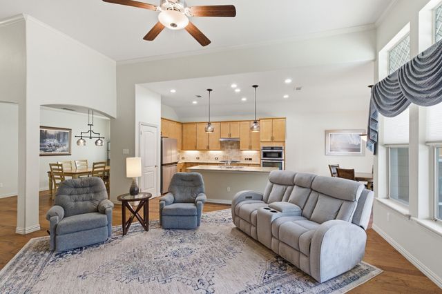 1237 Mesa Crest Drive, Fort Worth, TX 76052