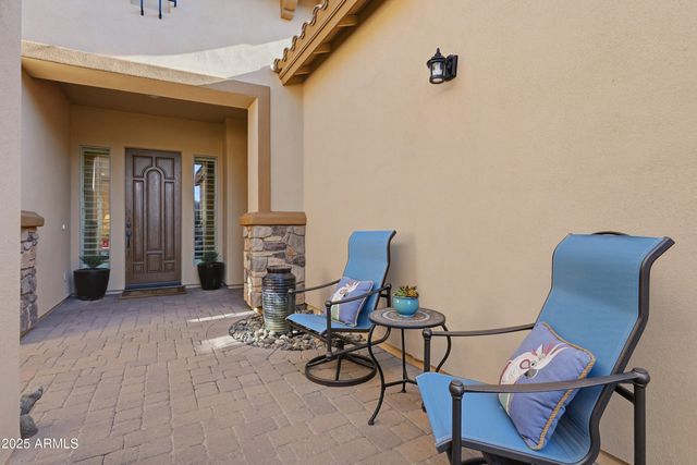 6679 S LYON Drive, Gilbert, AZ 85298