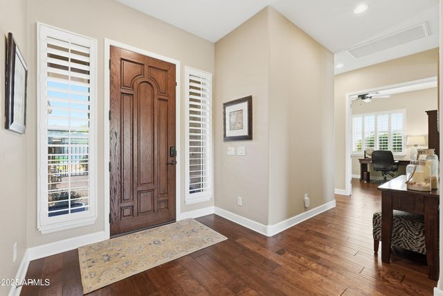 6679 S LYON Drive, Gilbert, AZ 85298