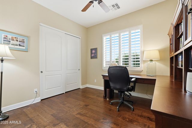 6679 S LYON Drive, Gilbert, AZ 85298