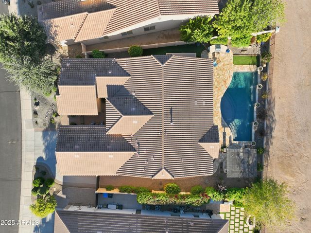 6679 S LYON Drive, Gilbert, AZ 85298