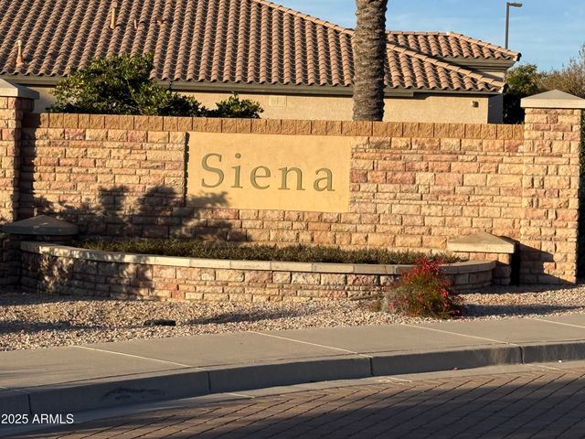 6679 S LYON Drive, Gilbert, AZ 85298