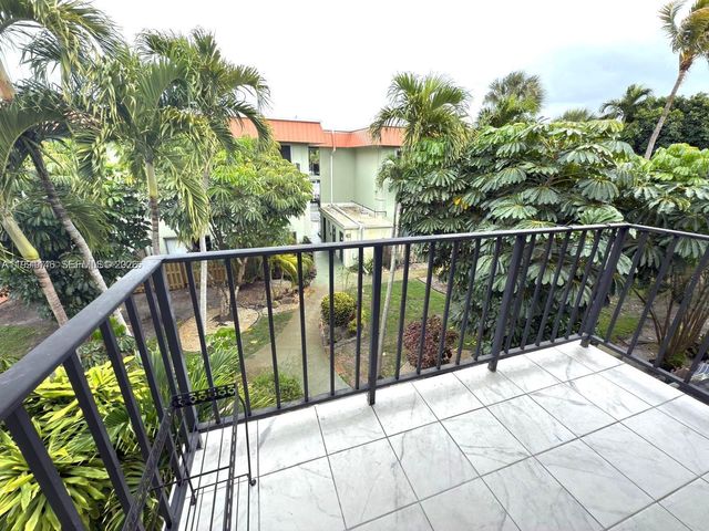 805 W Oakland Park Boulevard D19, Oakland Park, FL 33311