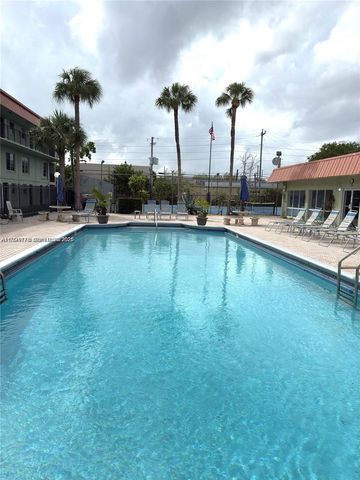 805 W Oakland Park Boulevard D19, Oakland Park, FL 33311