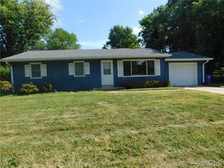33 Terrie Lane, St Charles, MO 63301