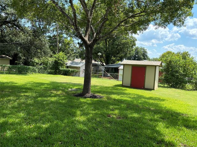 1809 Duke Ave, Austin, TX 78757
