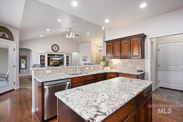 921 Ballard Ln., Kimberly, ID 83341