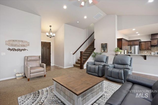 921 Ballard Ln., Kimberly, ID 83341