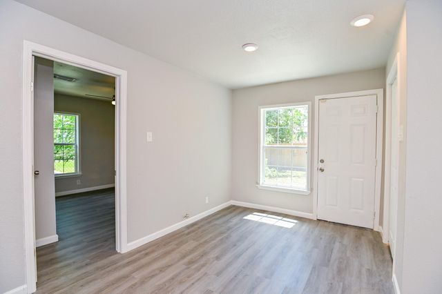 4714 Nichols Street, Houston, TX 77020