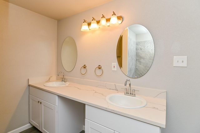 4714 Nichols Street, Houston, TX 77020