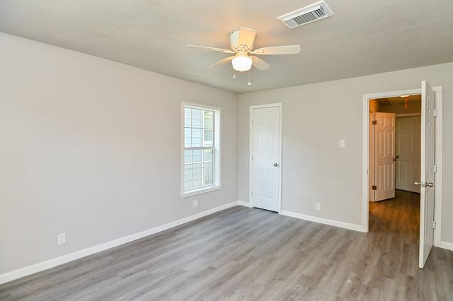 4714 Nichols Street, Houston, TX 77020