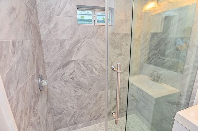 4714 Nichols Street, Houston, TX 77020