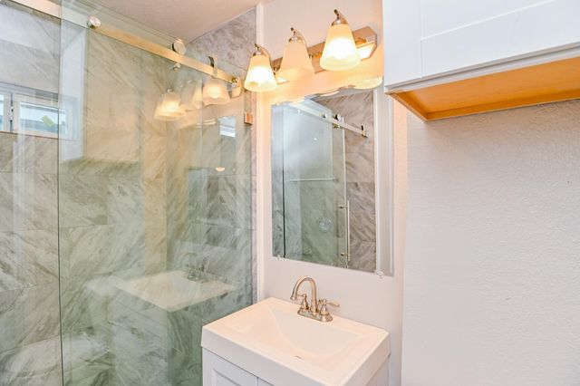 4714 Nichols Street, Houston, TX 77020