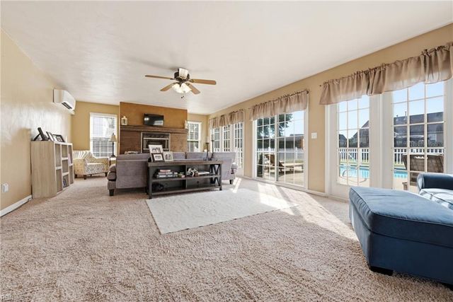 3102 Caroline CRES, Suffolk, VA 23435
