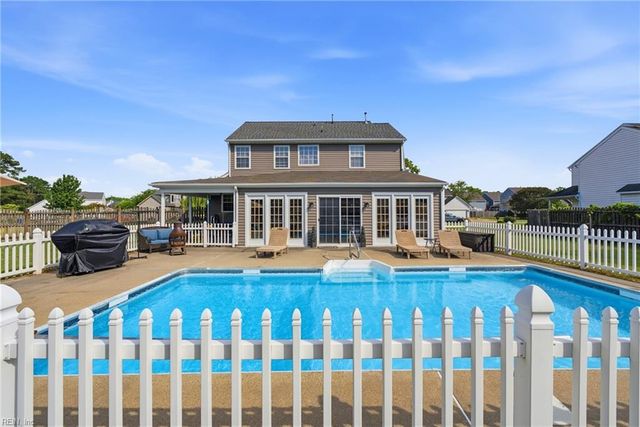 3102 Caroline CRES, Suffolk, VA 23435