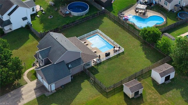 3102 Caroline CRES, Suffolk, VA 23435