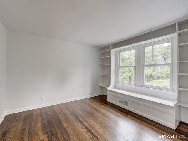 11 Cheshire Road, Prospect, CT 06712
