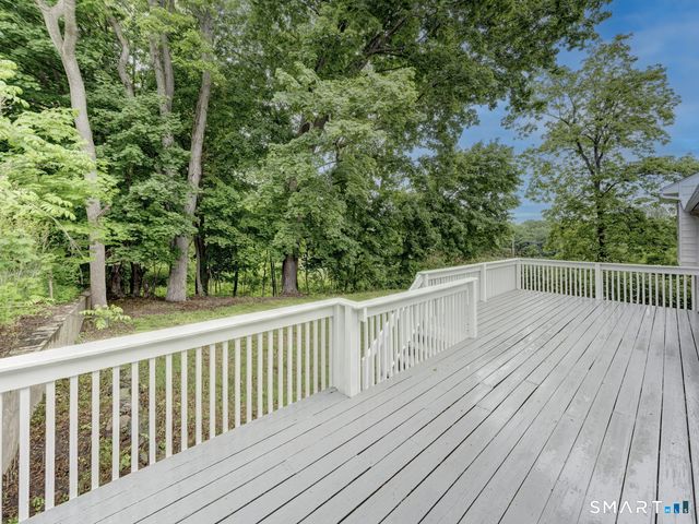 11 Cheshire Road, Prospect, CT 06712