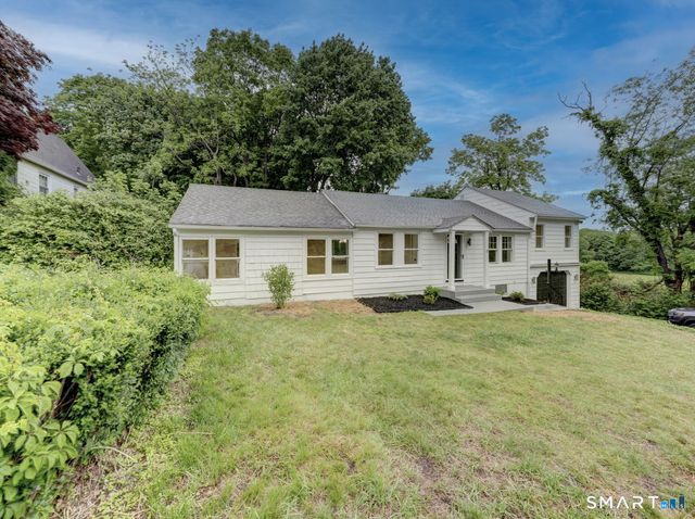 11 Cheshire Road, Prospect, CT 06712