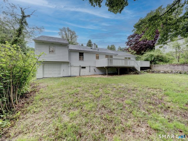 11 Cheshire Road, Prospect, CT 06712