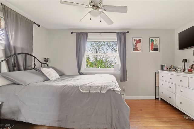 24 Harbor View Road, Portsmouth, RI 02871
