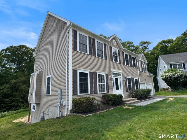30 Castlewood Drive 30, Monroe, CT 06468