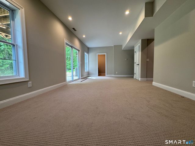 30 Castlewood Drive 30, Monroe, CT 06468