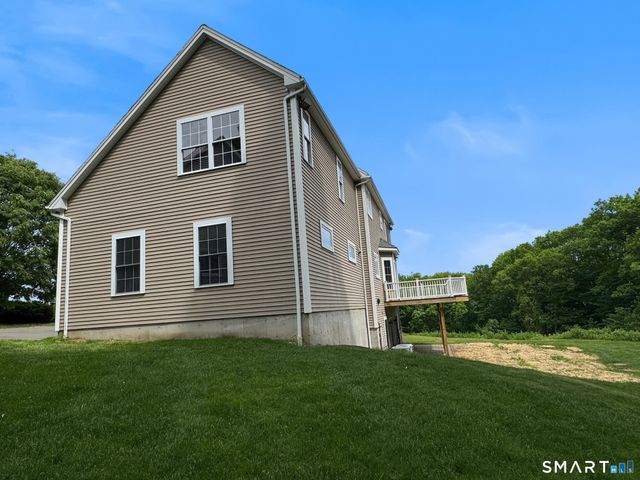 30 Castlewood Drive 30, Monroe, CT 06468