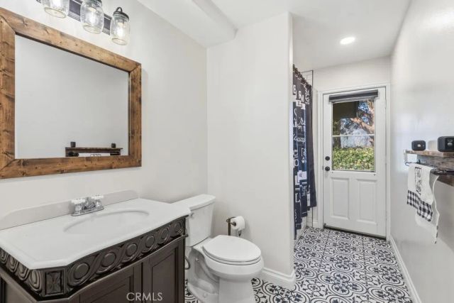 1080 Knoll Street, San Bernardino, CA 92407