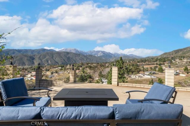 1080 Knoll Street, San Bernardino, CA 92407