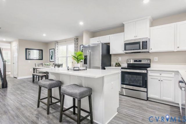 7271 Peyton Randolph Ln, New Kent, VA 23124