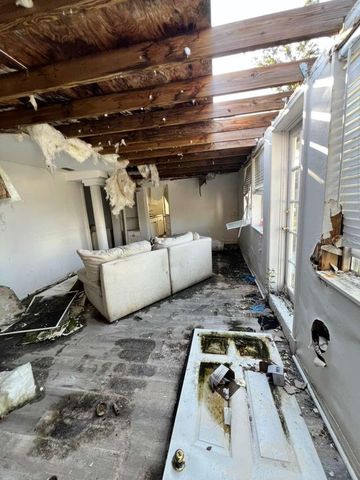 749 SIESTA DRIVE, Sarasota, FL 34242