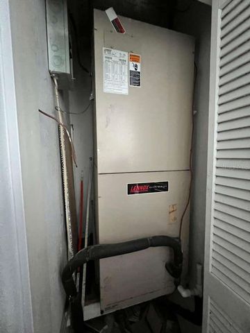 749 SIESTA DRIVE, Sarasota, FL 34242