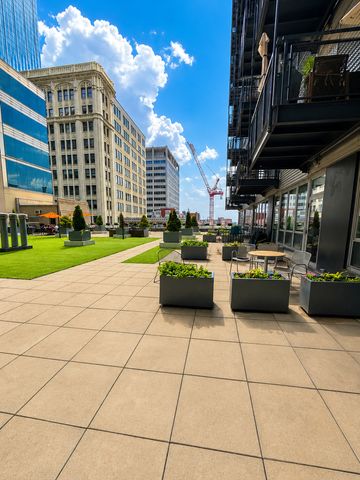 565 W Quincy Street 1608, Chicago, IL 60661