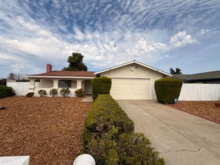 8501 Elaine Dr, Sacramento, CA 95828