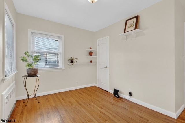 347 Westview Ave, Fort Lee Boro, NJ 07024