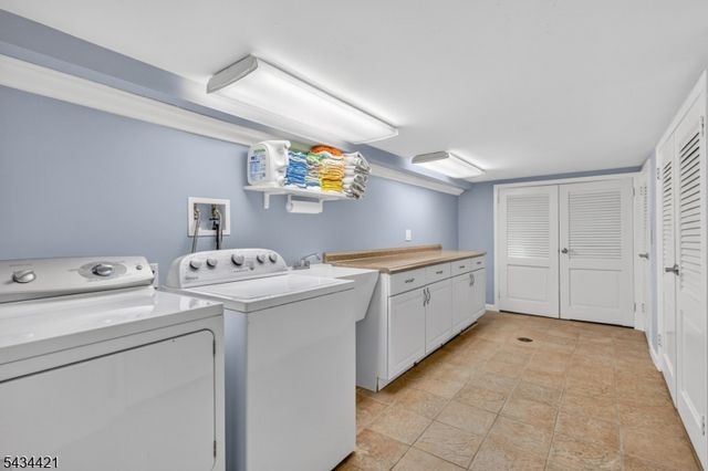 347 Westview Ave, Fort Lee Boro, NJ 07024