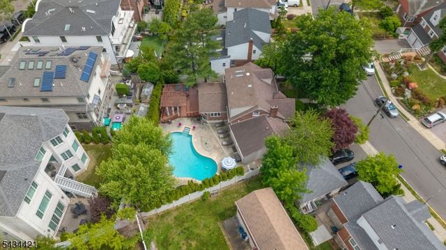 347 Westview Ave, Fort Lee Boro, NJ 07024