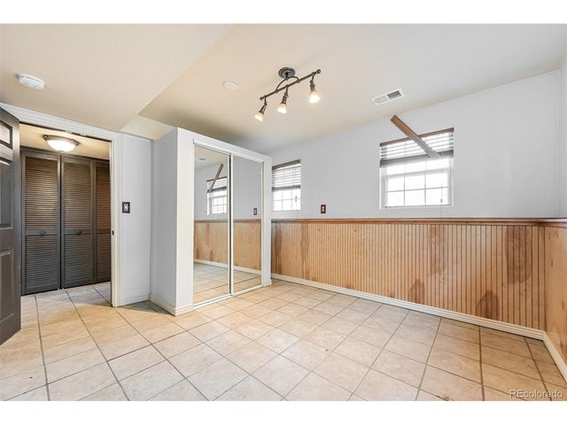 21041 E Ida Ave, Aurora, CO 80015