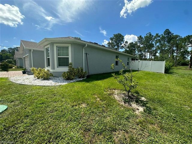 4115 14th AVE NE, Naples, FL 34120