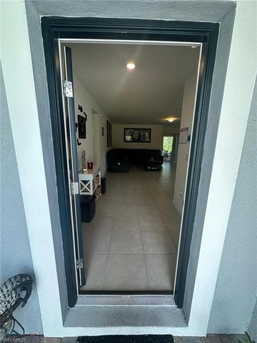 4115 14th AVE NE, Naples, FL 34120