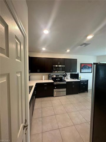 4115 14th AVE NE, Naples, FL 34120