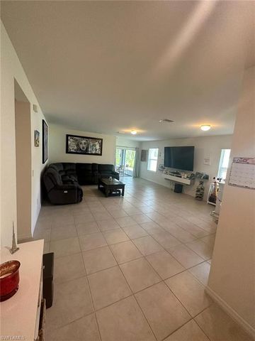 4115 14th AVE NE, Naples, FL 34120