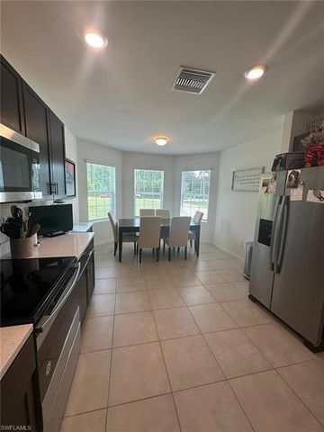 4115 14th AVE NE, Naples, FL 34120