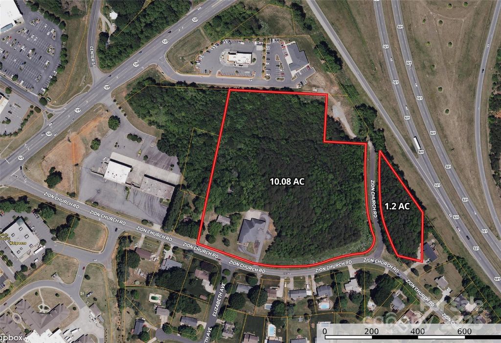 1100 Zion Church Road, Hickory, NC 28602