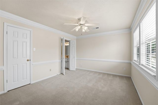 2714 Rustic Woods Drive, Kingwood, TX 77345