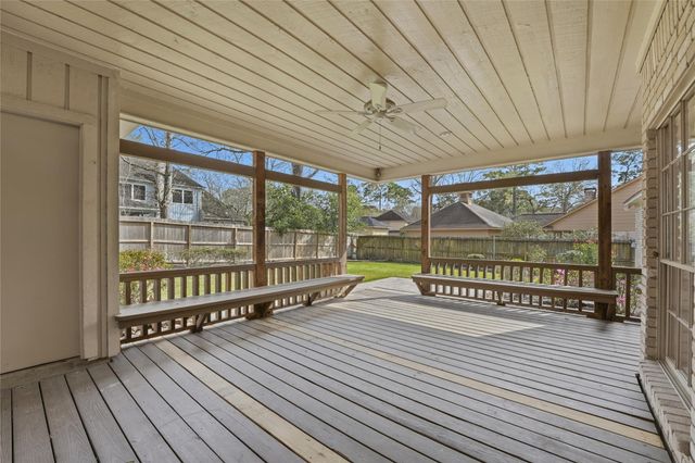 2714 Rustic Woods Drive, Kingwood, TX 77345