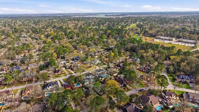 2714 Rustic Woods Drive, Kingwood, TX 77345