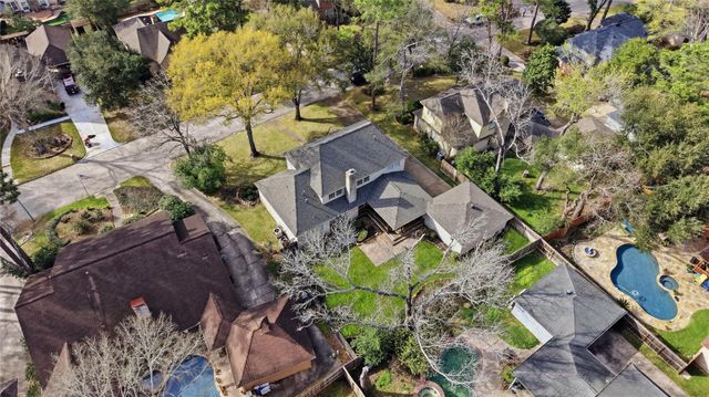 2714 Rustic Woods Drive, Kingwood, TX 77345