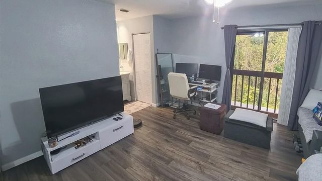 869 NW 47th Street 869, Deerfield Beach, FL 33064